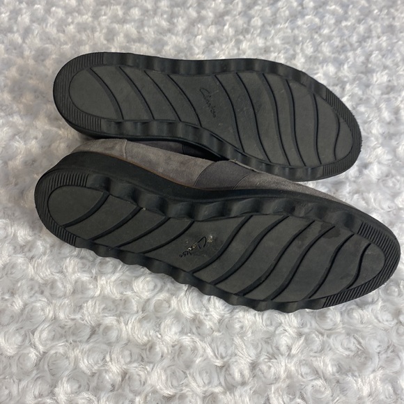 Clark’s collection grey suede loafers size 8m - Picture 4 of 8